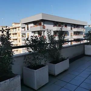Brigida 5 , Bari Italia